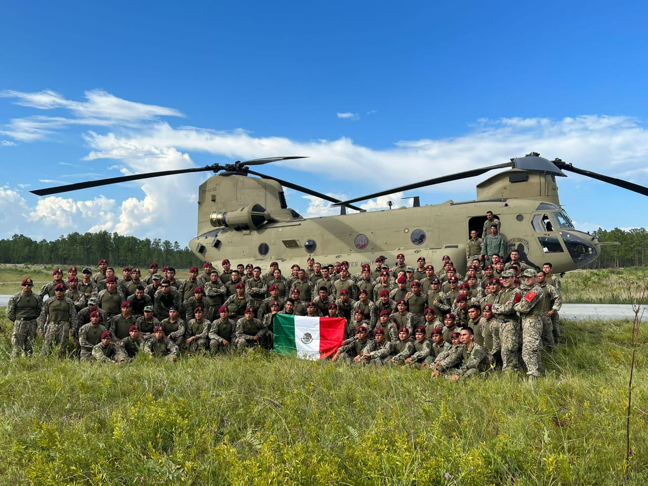 Nuevo uniforme campaña del Ejército Mexicano TW
